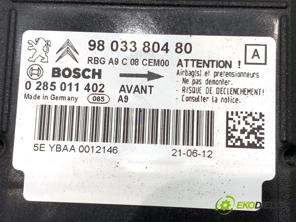 PEUGEOT 208 I liftback 2012 68 kW 1.6 HDi 1560 senzor airbag 9803380480 (Snímač)