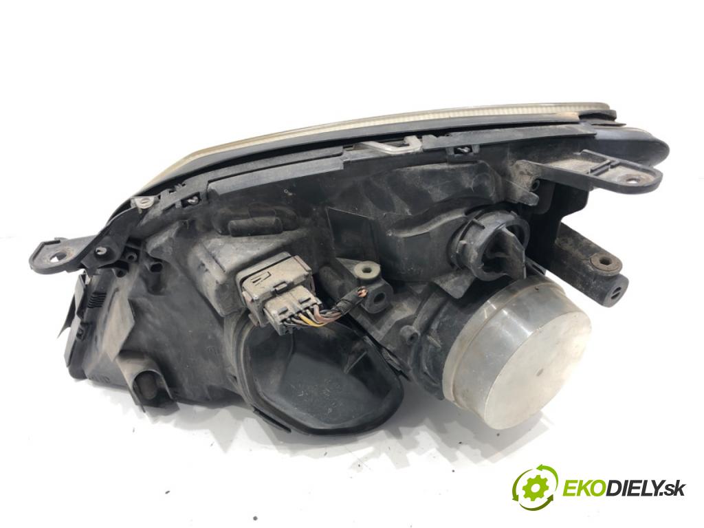 OPEL VECTRA C Kombi 2004 74 kW 2.0 DTI (F35) 1995 světlomet pravý přední část 155888-00