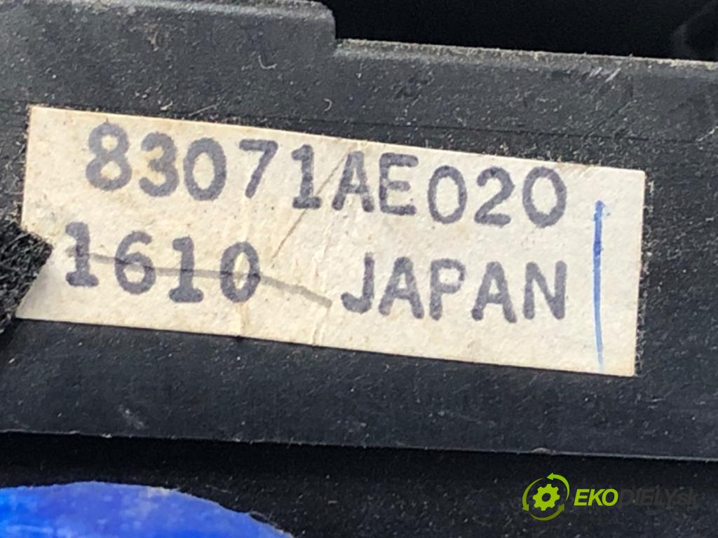 SUBARU LEGACY III Kombi 2000 115 kW 2.5 AWD (BH9) 2457 Prepínač okien 83071AE020 (Prepínacie páčky pod volantom)