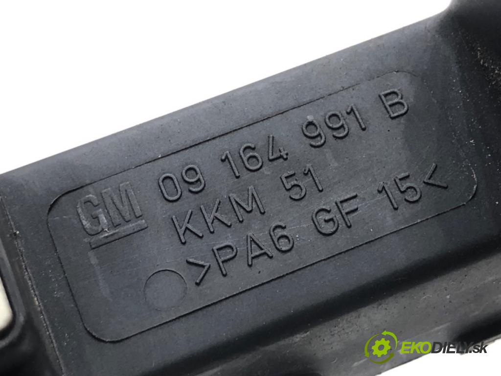 OPEL CORSA C liftback 2004 92 kW 1.8 (F08, F68) 1796 Lišta vstrekovacia 09164991B (Vstrekovacia lišta)