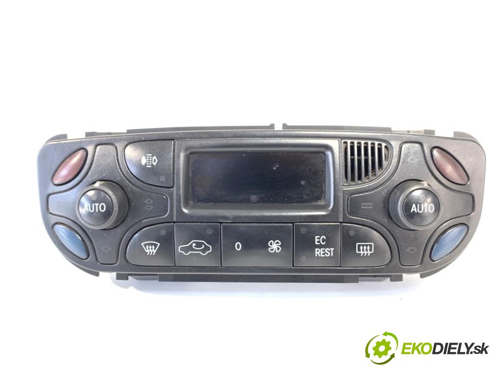MERCEDES-BENZ W203 sedan 2000 120 kW C 200 Kompressor (203.042) 1796 Panel ovládaní topení 2038300585 (Ovládaní topení a přepínače)