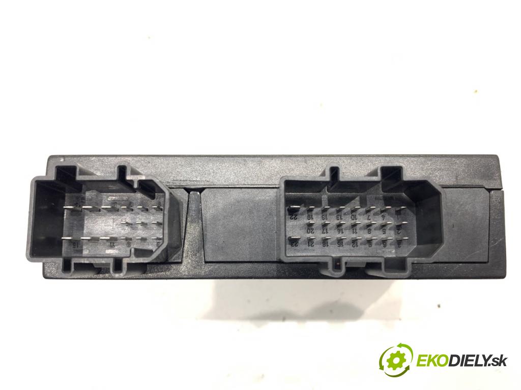 SEAT LEON I liftback 2000 66 kW 1.9 TDI 1896 Modul komfortu 1J0959799AH (Modul komfortu)
