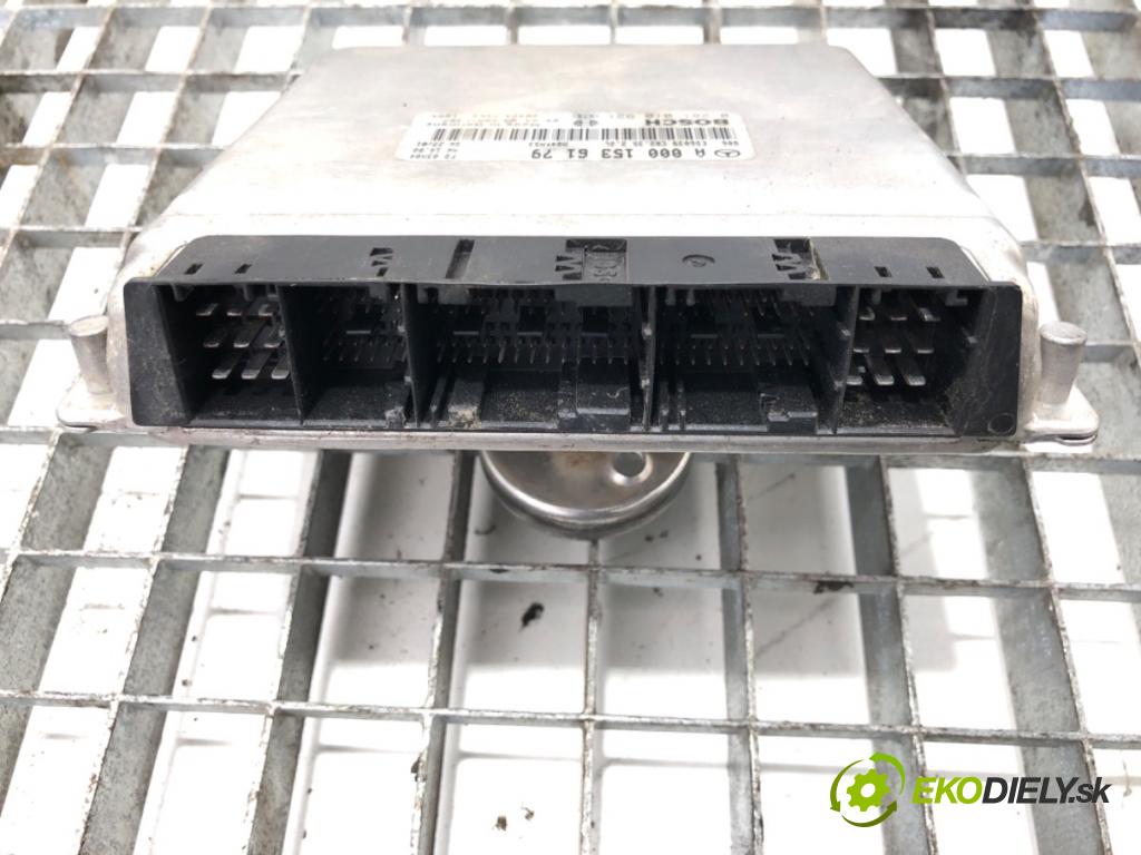 MERCEDES-BENZ W903 Autobus 2003 80 kW 211 CDI 2148 riadiaca jednotka Motor A0001536179 (Riadiaca jednotka)