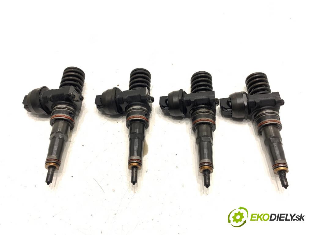 VW PASSAT B5 FL Kombi 2002 74 kW 1.9 TDI 1896 vstrekovače 0414720037