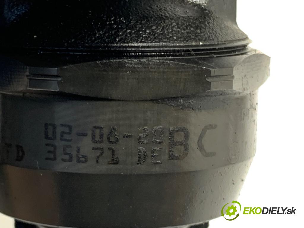 VW PASSAT B5 FL Kombi 2002 74 kW 1.9 TDI 1896 vstrekovače 0414720037