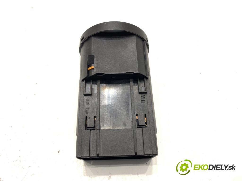 VW PASSAT B5 FL Kombi 2002 74 kW 1.9 TDI 1896 spínač světel 1C0941531