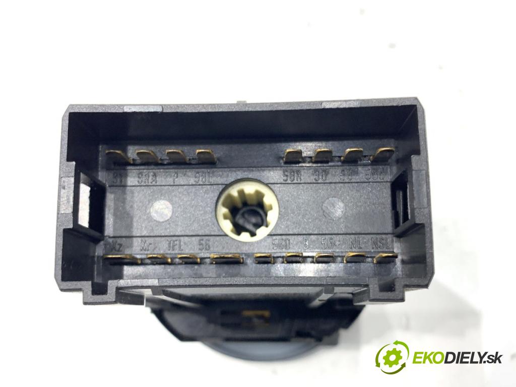 VW PASSAT B5 FL Kombi 2002 74 kW 1.9 TDI 1896 spínač světel 1C0941531