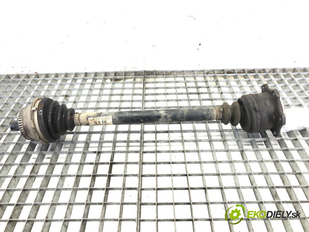 VW PASSAT B5 FL Kombi 2002 74 kW 1.9 TDI 1896 Poloos pravy predný 8D0407272EK
