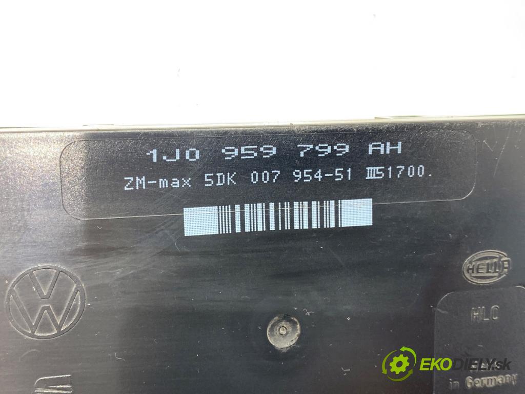 SEAT LEON I liftback 2000 132 kW 1.8 20V T 1781 Modul komfortu 1J0959799AH (Modul komfortu)