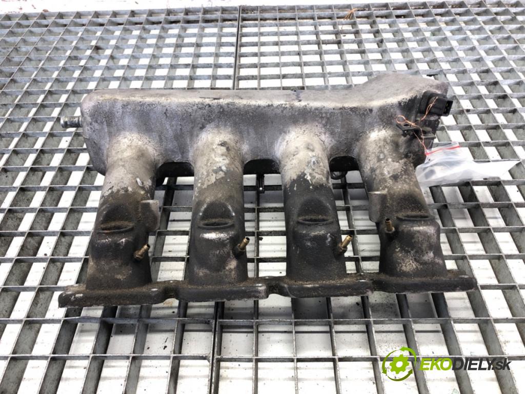 SEAT LEON I liftback 2000 132 kW 1.8 20V T 1781 Potrubie sacie, sanie 06A133223BQ (Sacie potrubie)