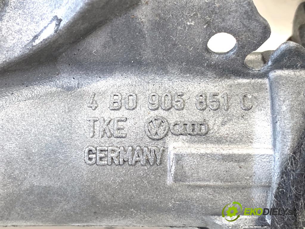 SEAT IBIZA III liftback 2005 47 kW 1.2 1198 spinačka 4B0905851C (Spínacia skrinka)