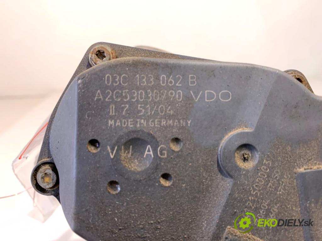 SEAT IBIZA III liftback 2005 47 kW 1.2 1198 Škrtiaca klapka 03C133062B (Škrtiaca klapka)