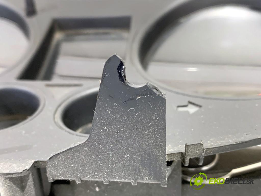 SEAT IBIZA III liftback 2005 47 kW 1.2 1198 Prístrojovka 110080104009A (Prístrojová doska)