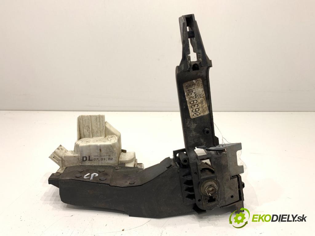FORD MONDEO MK3 liftback 2002 92 kW 1.8 16V 1798 zámok dveře levý přední část XS41-A21813-DE