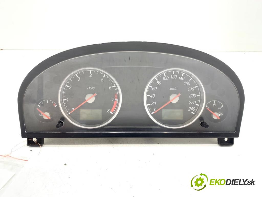 FORD MONDEO MK3 liftback 2002 92 kW 1.8 16V 1798 prístrojovka 1S7F-10849-AH (Přístrojové desky, displeje)