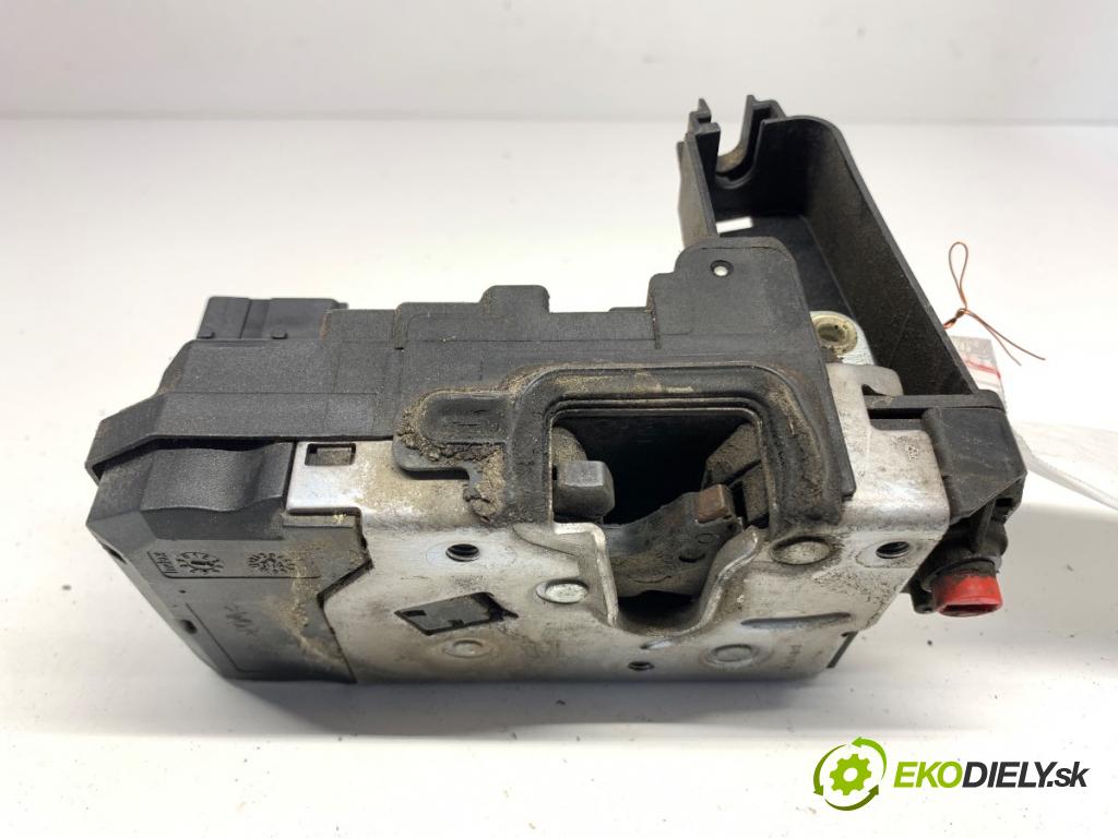 OPEL ASTRA H liftback 2004 74 kW 1.7 CDTI (L48) 1686 zámok dveře levý zadní část 13128115
