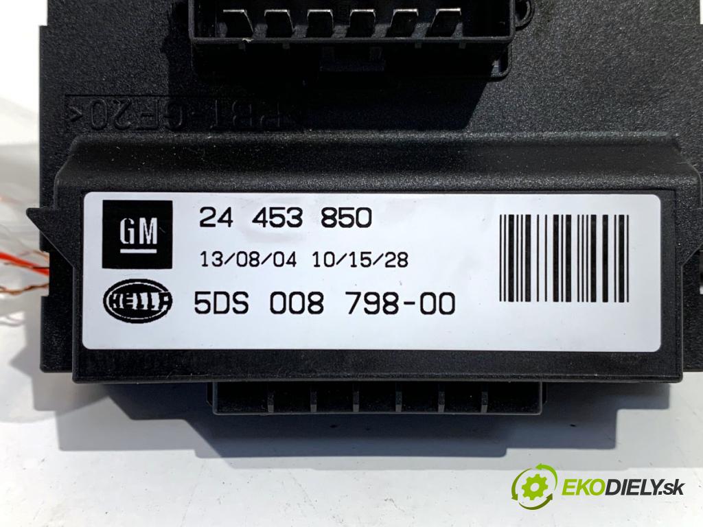 OPEL ASTRA H liftback 2004 74 kW 1.7 CDTI (L48) 1686 Modul ťažného oka 24453850 (Riadiaca jednotka ostatné)