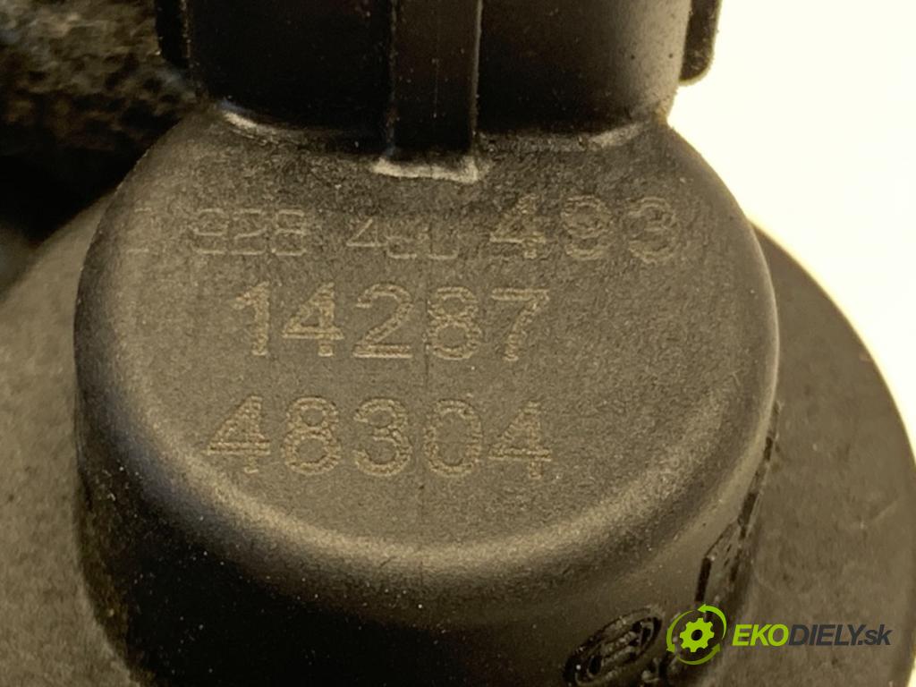 OPEL ASTRA H liftback 2004 74 kW 1.7 CDTI (L48) 1686 Regulátor tlaku paliva 0928400493 (Palivový systém ostatné)