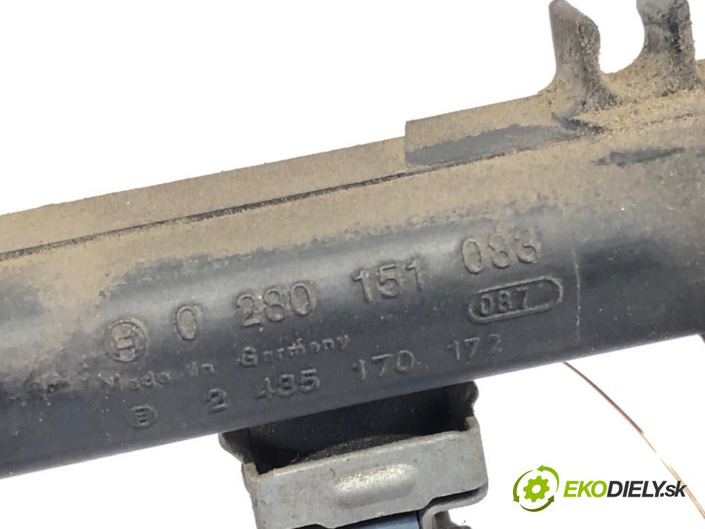 SMART CITY-COUPE coupe 2002 33 kW 0.6 (S1CLB1, 450.331, 450.336) 599 Lišta vstrekovacia A1600700295 (Vstrekovacia lišta)