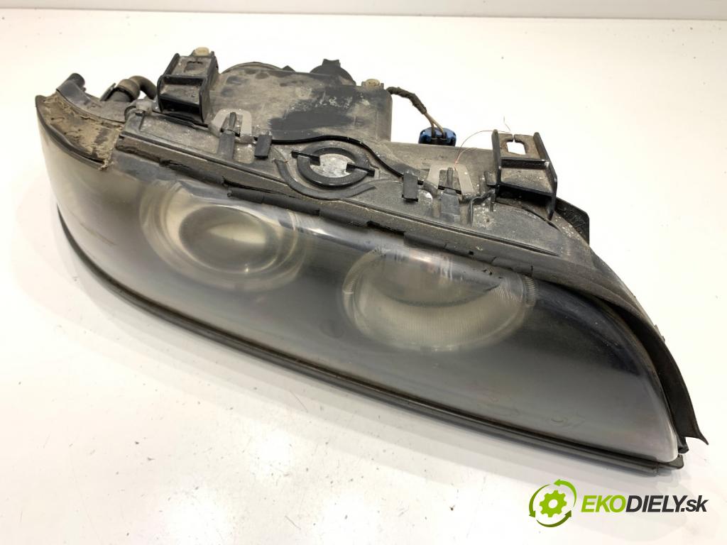 BMW E39 Kombi 2002 142 kW 530 d 2926 světlomet pravý přední část XENON