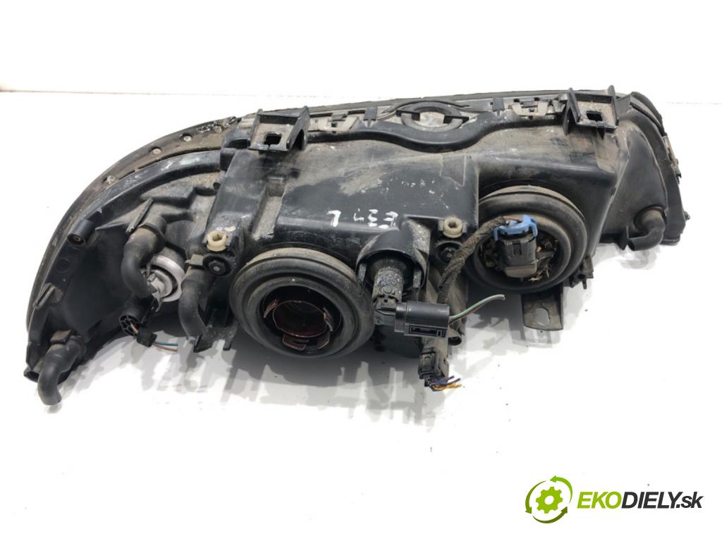 BMW E39 Kombi 2002 142 kW 530 d 2926 světlomet levý přední část XENON