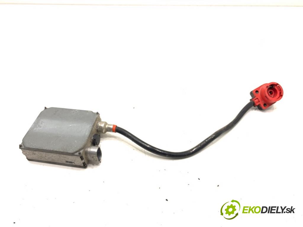 BMW E39 Kombi 2002 142 kW 530 d 2926 Menič XENON 8387114 (Riadiaca jednotka xenónu)