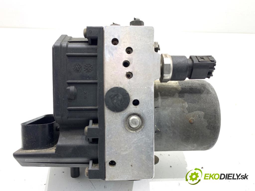 BMW E39 Kombi 2002 142 kW 530 d 2926 Pumpa ABS 0265950002 (Pumpa ABS)