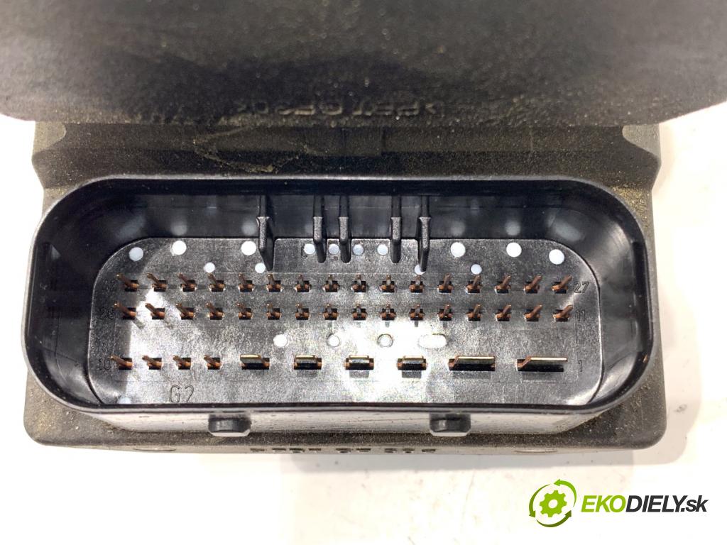 BMW E39 Kombi 2002 142 kW 530 d 2926 Pumpa ABS 0265950002 (Pumpa ABS)