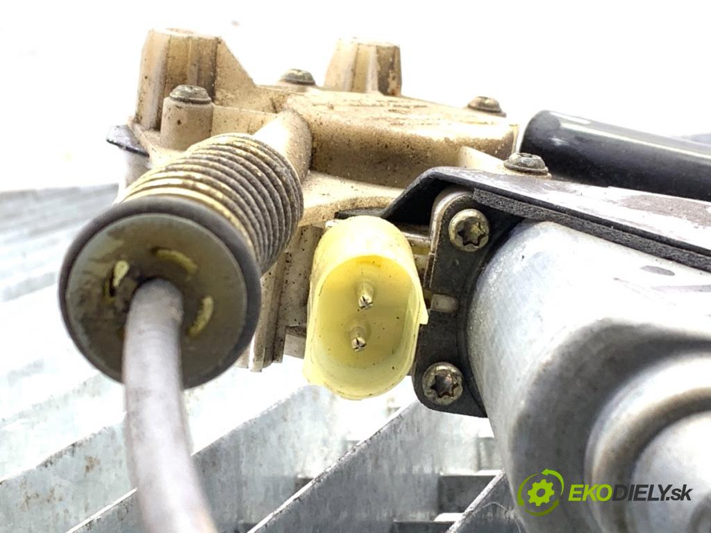 BMW E39 Kombi 2002 142 kW 530 d 2926 mechanismus okna levý zadní část 8252429