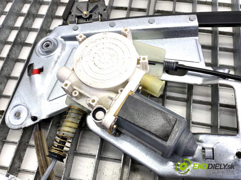 BMW E39 Kombi 2002 142 kW 530 d 2926 mechanismus okna pravý přední část 67628360512