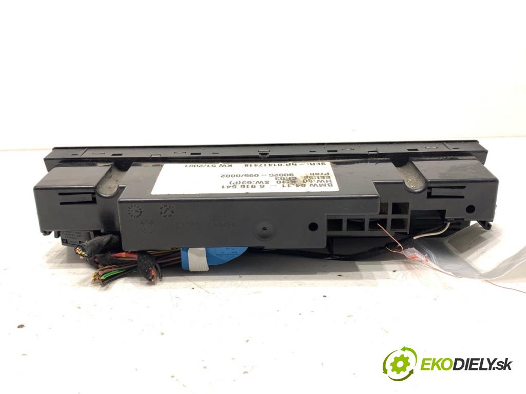 BMW E39 Kombi 2002 142 kW 530 d 2926 Panel ovládania kúrenia 6916641 (Prepínacie páčky pod volantom)