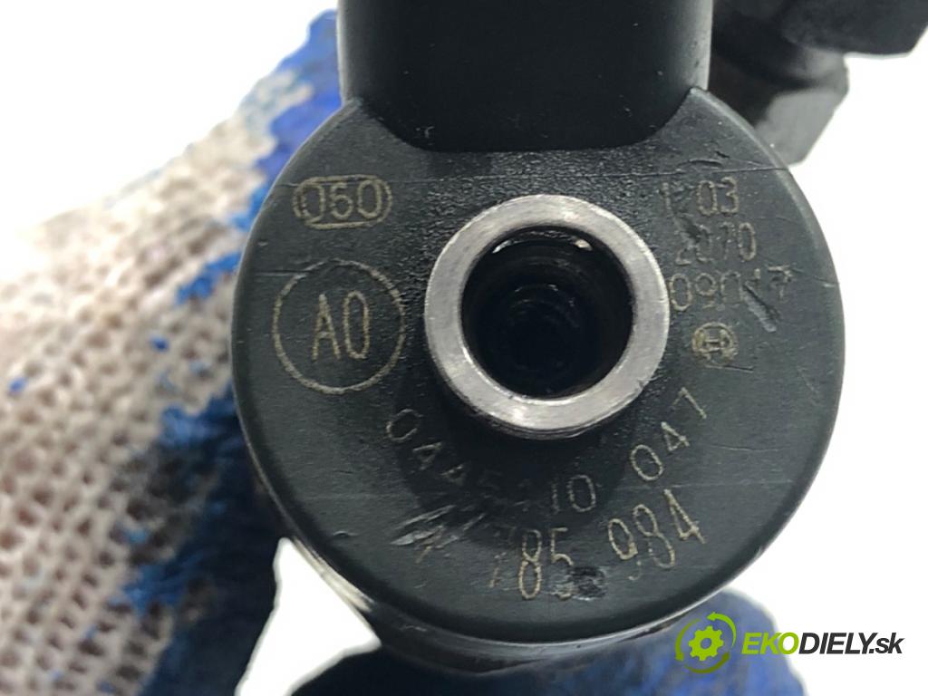 BMW E39 Kombi 2002 142 kW 530 d 2926 vstrekovač 7785984 (Vstrekovač paliva)