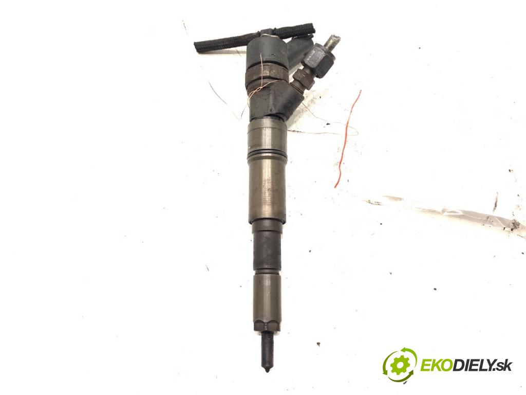 BMW E39 Kombi 2002 142 kW 530 d 2926 vstrekovač 7785984 (Vstrekovač paliva)