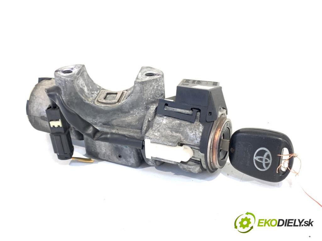 TOYOTA AVENSIS T25 Kombi 2004 95 kW 1.8 (ZZT251_) 1794 spinačka 89783-05010 (Spínacia skrinka)