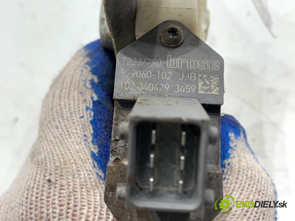 TOYOTA AVENSIS T25 Kombi 2004 95 kW 1.8 (ZZT251_) 1794 mechanismus okna levý přední část