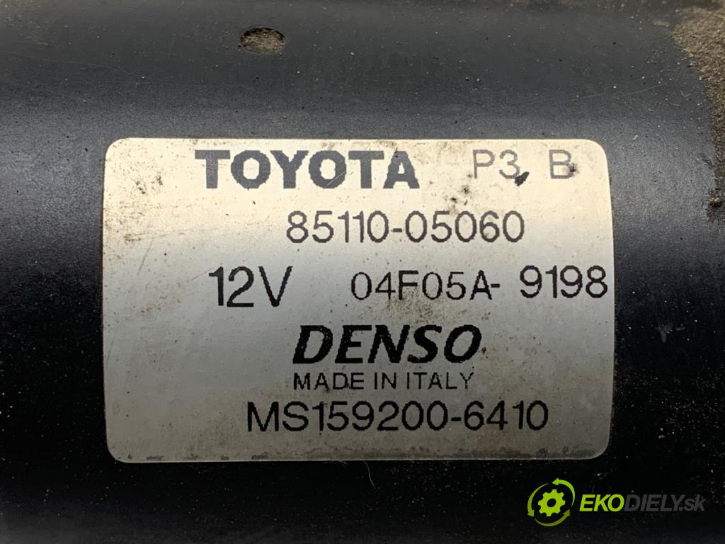 TOYOTA AVENSIS T25 Kombi 2004 95 kW 1.8 (ZZT251_) 1794 Mechanizmus stieračov predný 85110-05060 (Motorček stieračov predný)