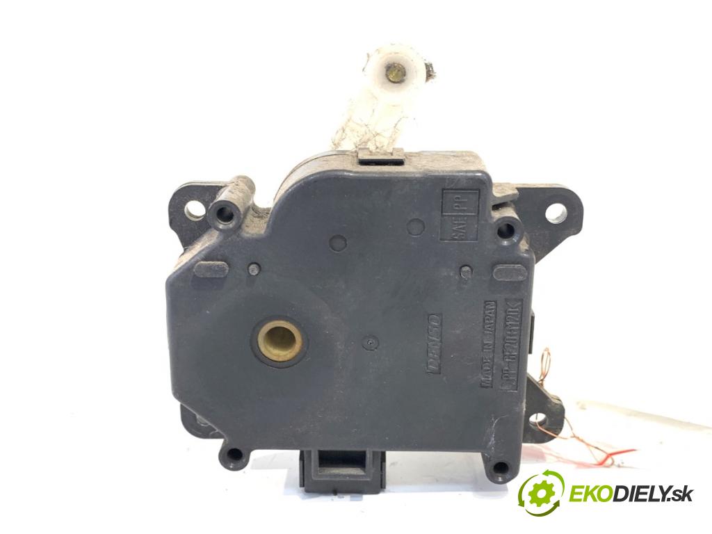 TOYOTA AVENSIS T25 Kombi 2004 95 kW 1.8 (ZZT251_) 1794 Motor kúrenia 063700-8680