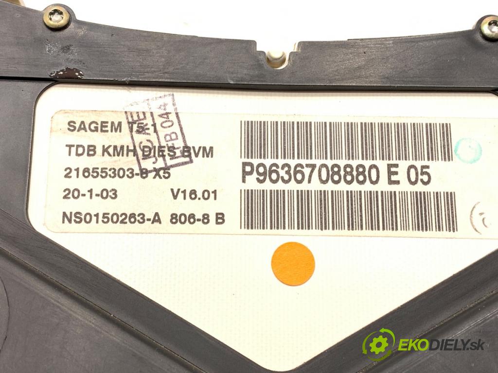 PEUGEOT 307 SW Kombi 2003 79 kW 2.0 HDI 110 1997 Prístrojovka P9636708880 (Prístrojová doska)