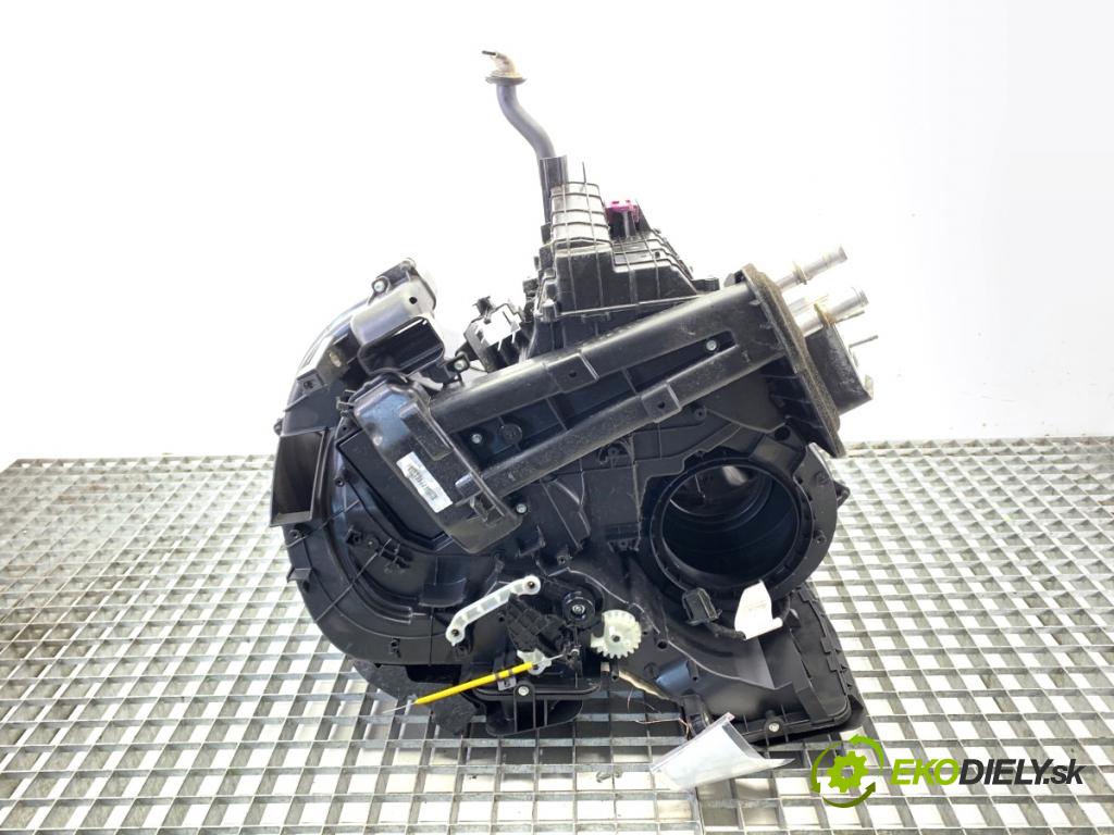 FIAT 500 liftback 2013 51 kW 1.2 (312AXA1A) 1242 topné těleso radiátor topení 5Q5628000 (Radiátory topení)