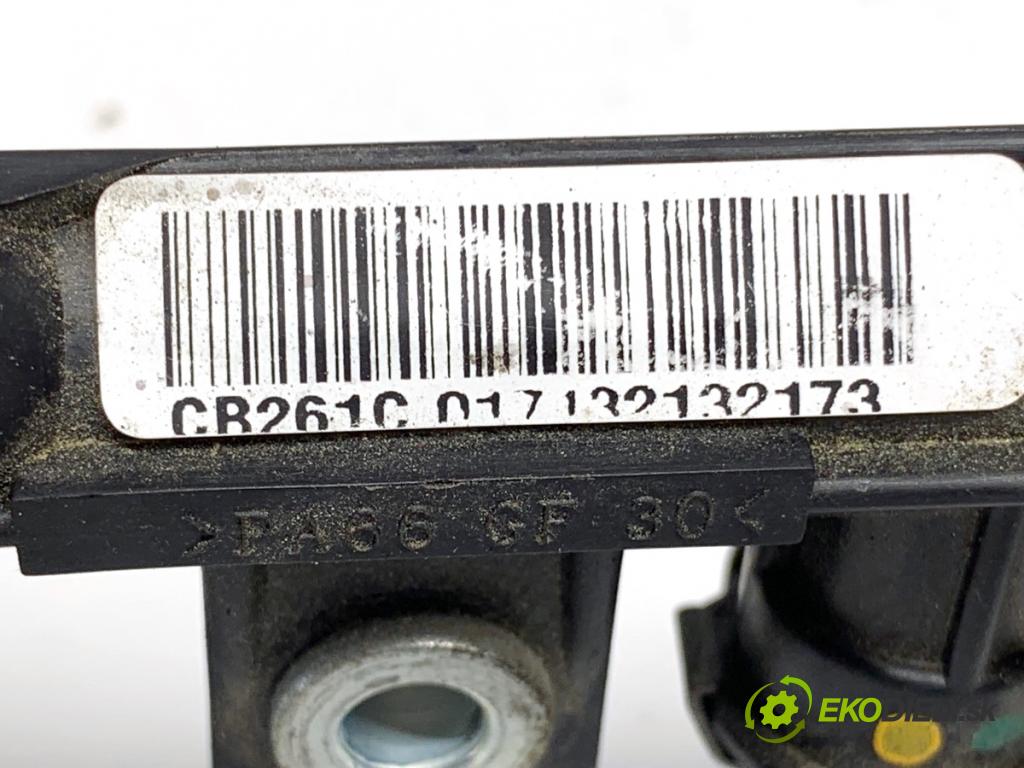 FIAT 500 liftback 2013 51 kW 1.2 (312AXA1A) 1242 Lišta vstrekovacia CB261C (Vstrekovacia lišta)