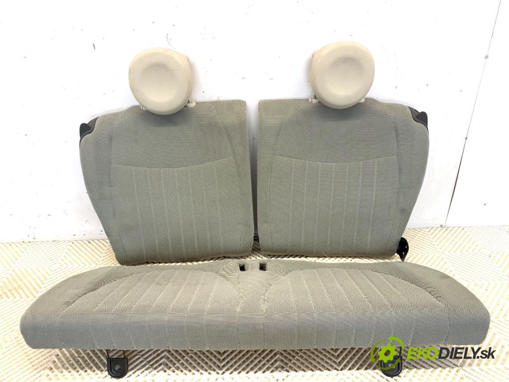 FIAT 500 liftback 2013 51 kW 1.2 (312AXA1A) 1242 Sedadlo druhý rad 