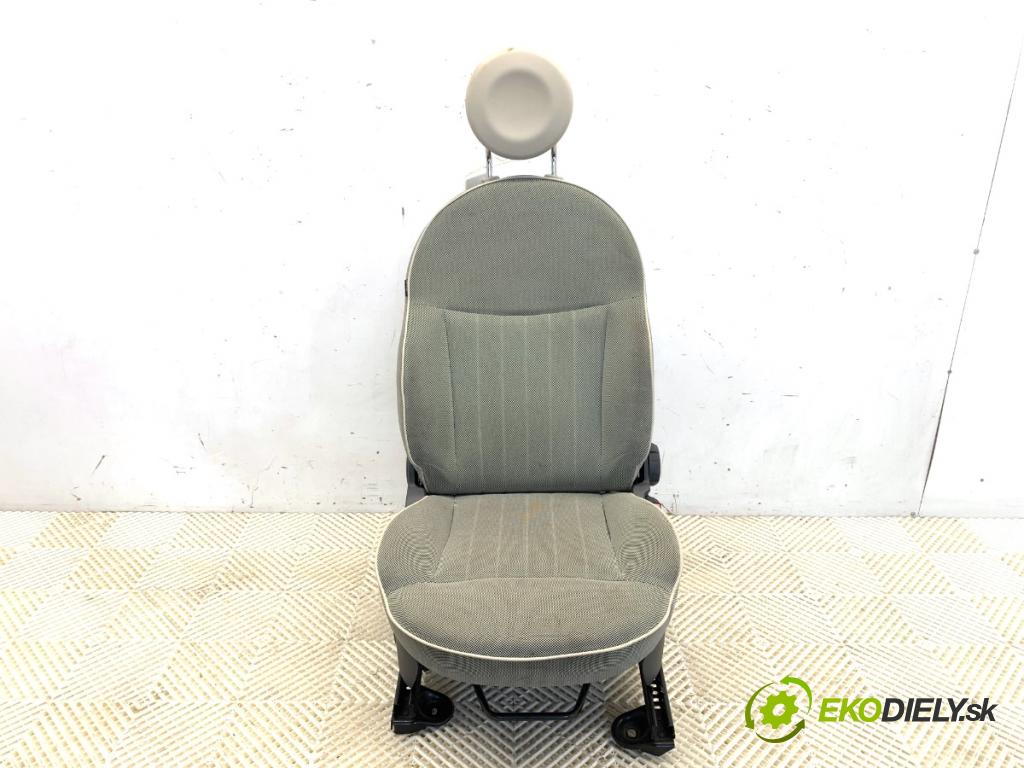 FIAT 500 liftback 2013 51 kW 1.2 (312AXA1A) 1242 Sedadlo pravy predný 