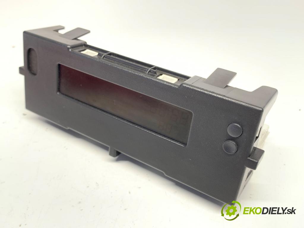 RENAULT CLIO III liftback 2007 50 kW 1.5 dCi (C/BR0G, C/BR1G) 1461 Dislpej 8200307273 (Prístrojová doska)