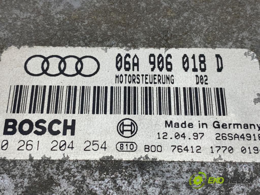 AUDI A3 8L liftback 1997 110 kW 1.8 T 1781 riadiaca jednotka Motor 06A906018D 0261204254 (Riadiaca jednotka)