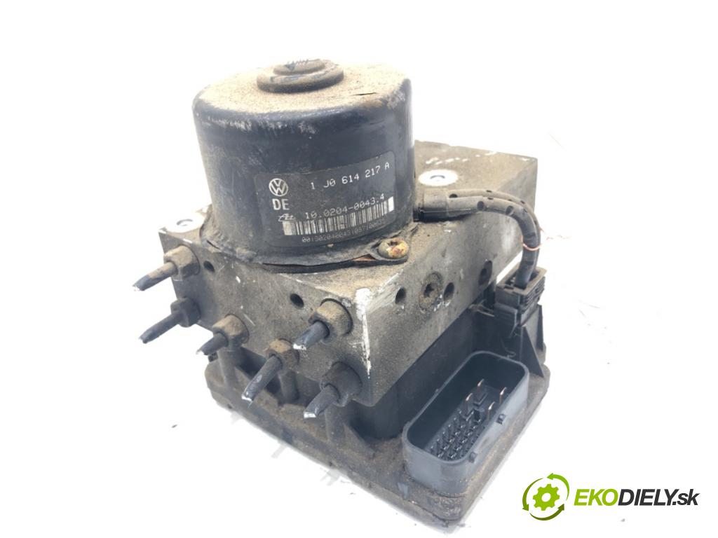 AUDI A3 8L liftback 1997 110 kW 1.8 T 1781 Pumpa ABS 1J0907379A (Pumpa ABS)