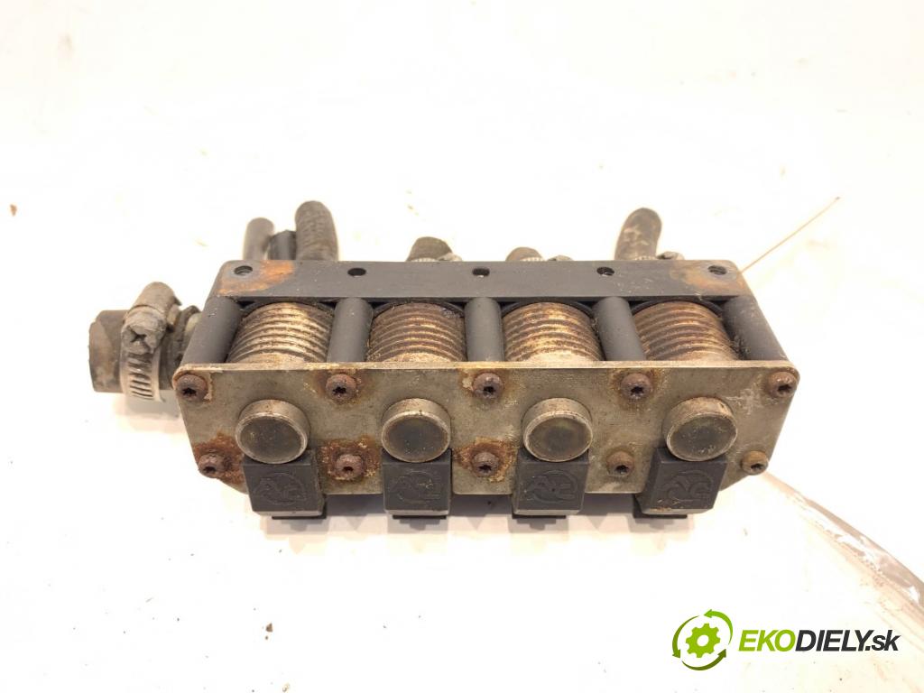 TOYOTA AVENSIS T25 liftback 2006 95 kW 1.8 (ZZT251_) 1794 vstrekovač LPG 67R-017064