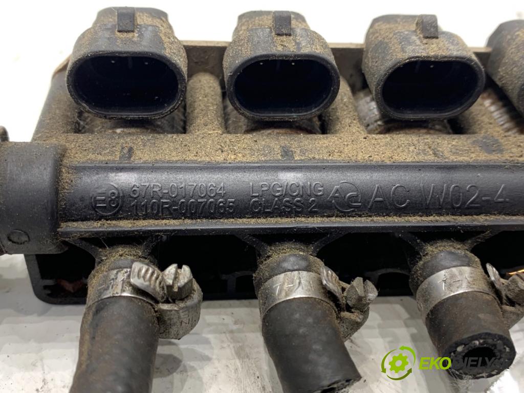TOYOTA AVENSIS T25 liftback 2006 95 kW 1.8 (ZZT251_) 1794 vstrekovač LPG 67R-017064