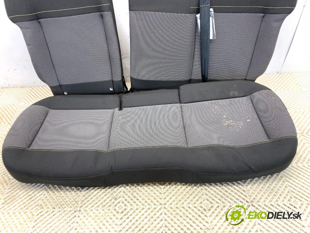 CITROEN C3 III liftback 2023 61 kW 1.2 PureTech 82 1199 Sedadlo druhý rad