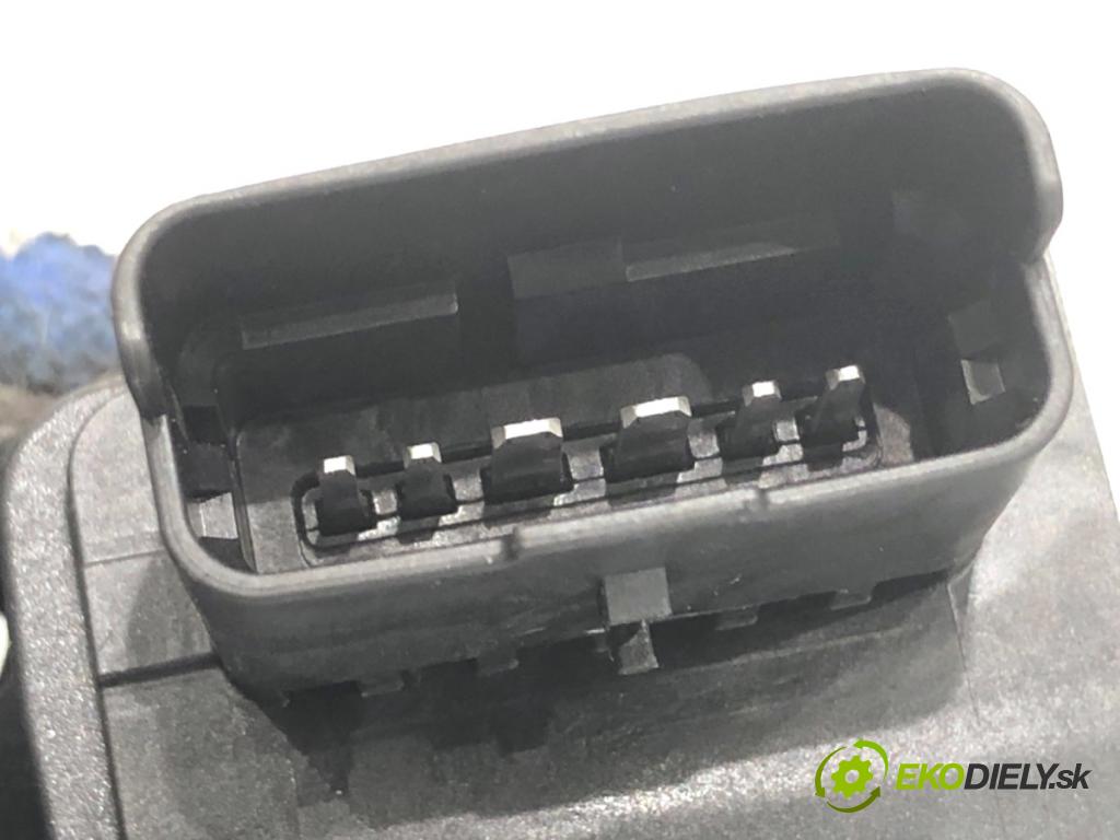 CITROEN C3 III liftback 2023 61 kW 1.2 PureTech 82 1199 mechanismus okna levý přední část 9840154380