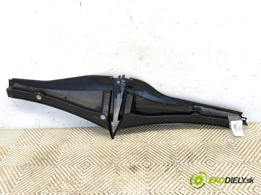 CITROEN C3 III liftback 2023 61 kW 1.2 PureTech 82 1199 torpédo plast pod čelní okno 9811934377 (Torpéda)
